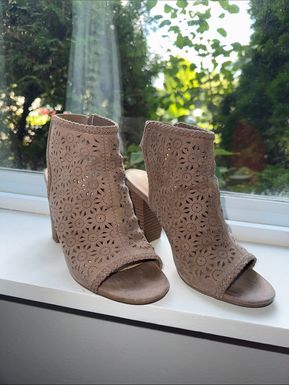 LC Lauren Conrad Taupe Laser-Cut Peep-Toe Block Heels